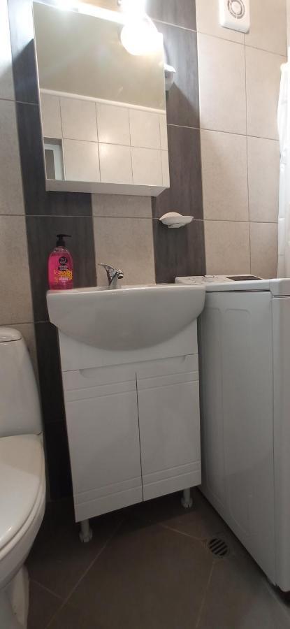 Varna Studio 2 Luaran gambar